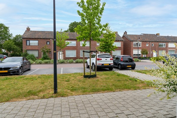 Medium property photo - van Berckenrodelaan 22, 5141 AT Waalwijk